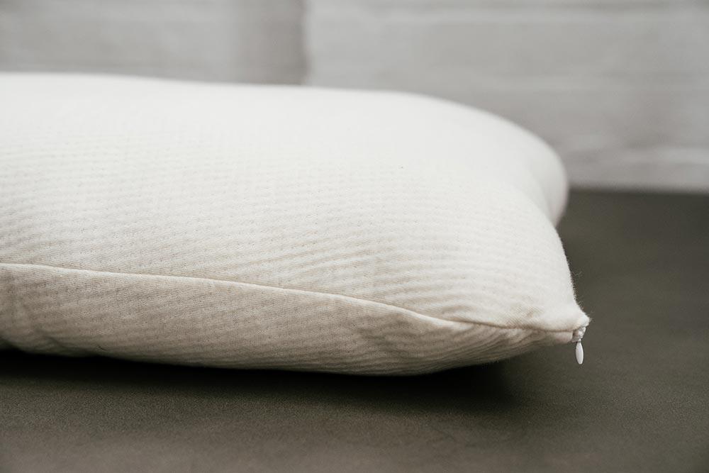 Peacelily Kapok Pillow
